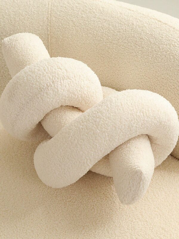 Almohadon con forma de nudo QUIERODECO
