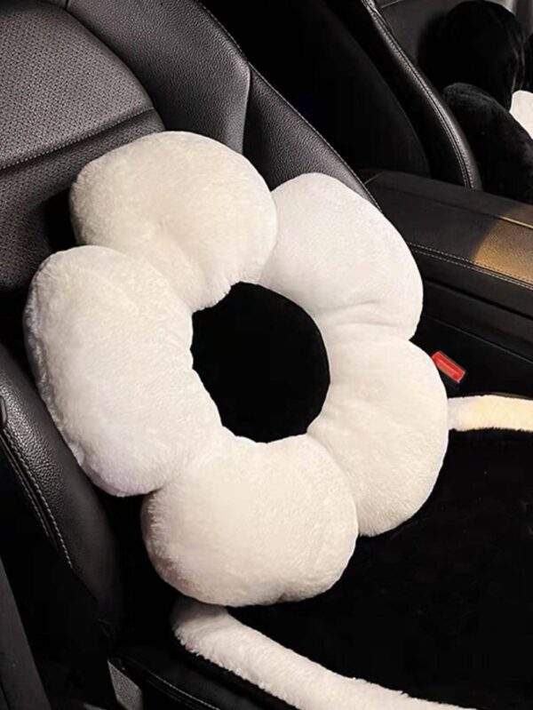 Almohadon con diseño de flor QUIERODECO