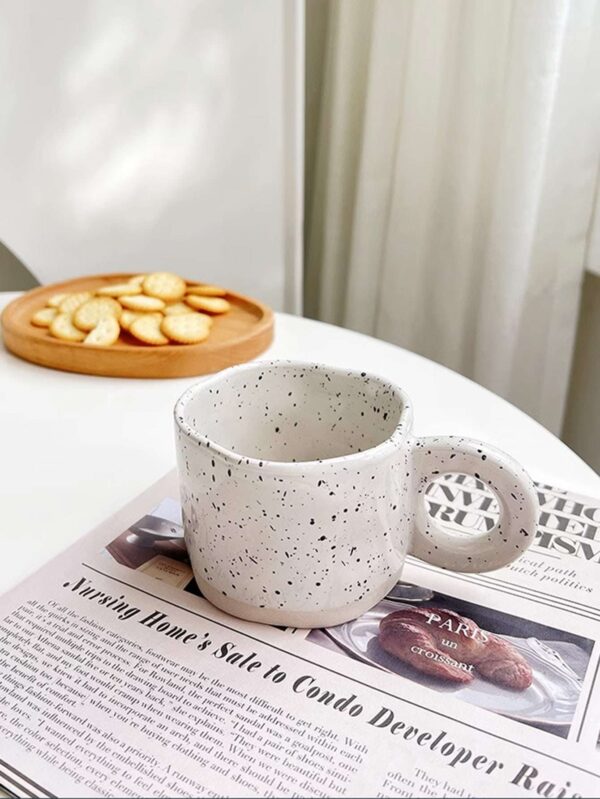 Taza de cerámica irregular lunares QUIERODECO