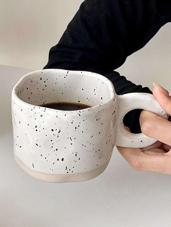 Taza de cerámica irregular lunares QUIERODECO