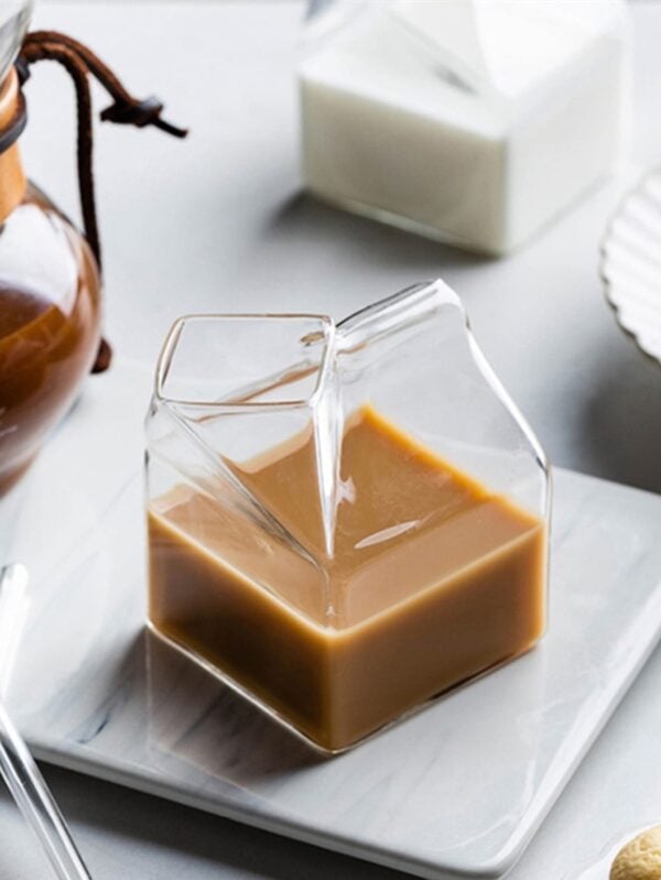 Taza con forma de caja de leche 300 Ml QUIERODECO