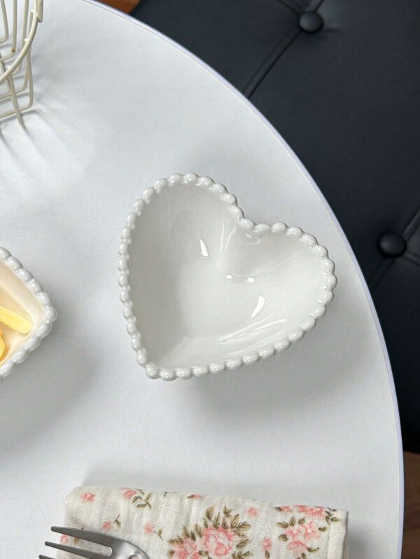 Plato Pequeño de Cerámica en Forma de Corazón QUIERODECO