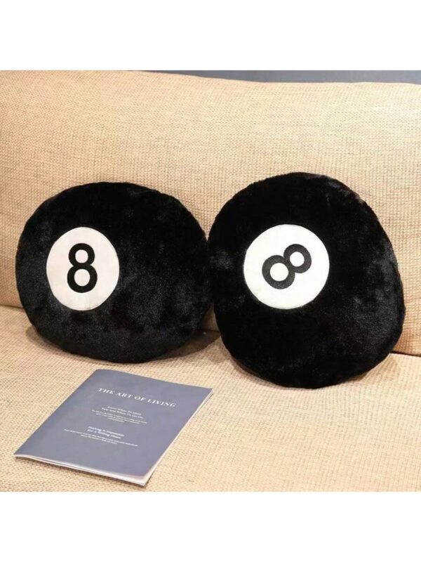 Almohada negra con forma de bola 8 QUIERODECO