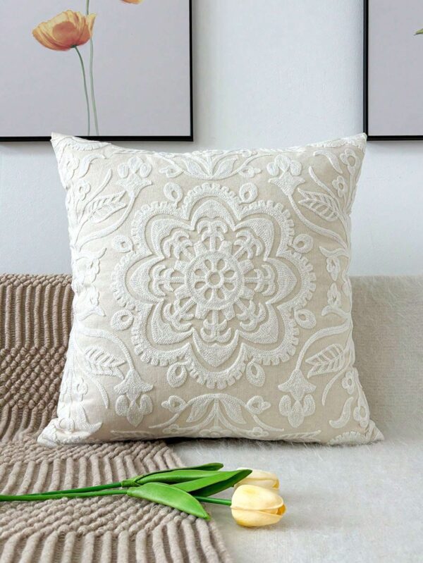Funda de almohadon con Bordado de Flor Mandala QUIERODECO