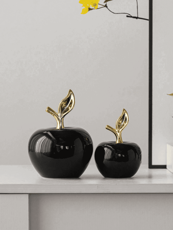 Adorno de mesa de cerámica con forma de manzana - Image 2