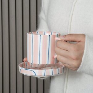 Juego de Taza y Platillo de Cerámica con Rayas Nórdicas QUIERODECO